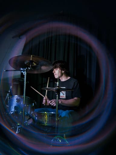 Cam